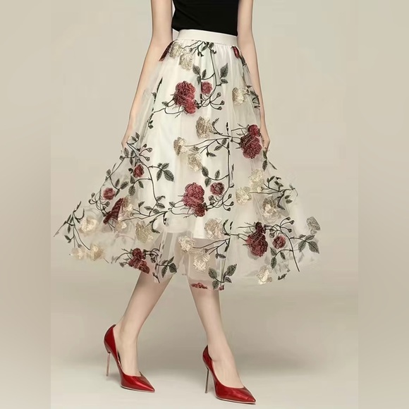 Jane Chic Designs Aviva Floral Skirt - Picture 1 of 9